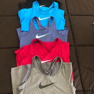 Nike tanks *lot*